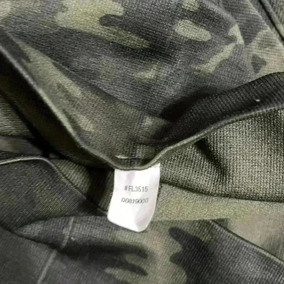 SPANX Seamless Leggings for Women Tummy Control - Picture 8 of 9